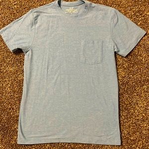 Men’s VineyardVines Island light blue shirt